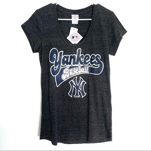 Deep scoop neck Yankees baseball shirt - Dark Gray/Charcoal Gray